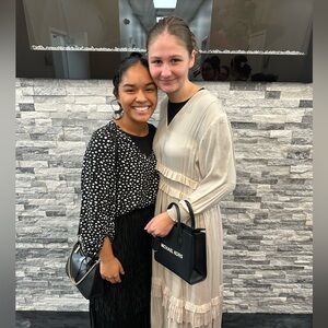 ♥︎ 𝙷𝚎𝚢 𝚝𝚑𝚎𝚛𝚎 ♥︎